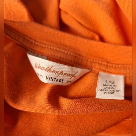 Weatherproof Large V-Neck Top - Picture 4 of 5